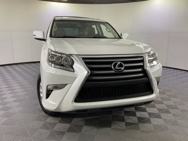 Used 2017 Lexus GX 460 AWD/4WD image 8