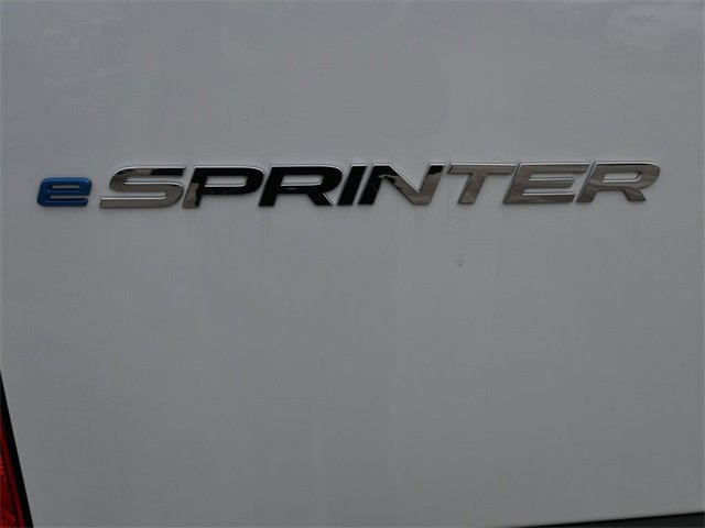 New 2024 Mercedes-Benz eSprinter 170 Cargo image 8