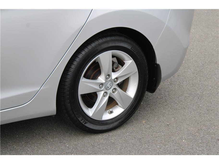 Used 2013 Hyundai Elantra GLS w/ Preferred Pkg FWD image 6
