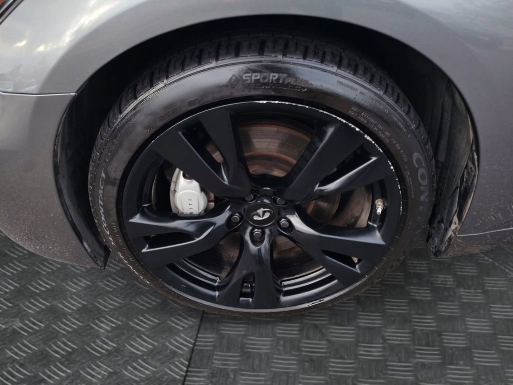 Used 2016 INFINITI Q70 L 5.6 w/ V8 Deluxe Technology Package image 23