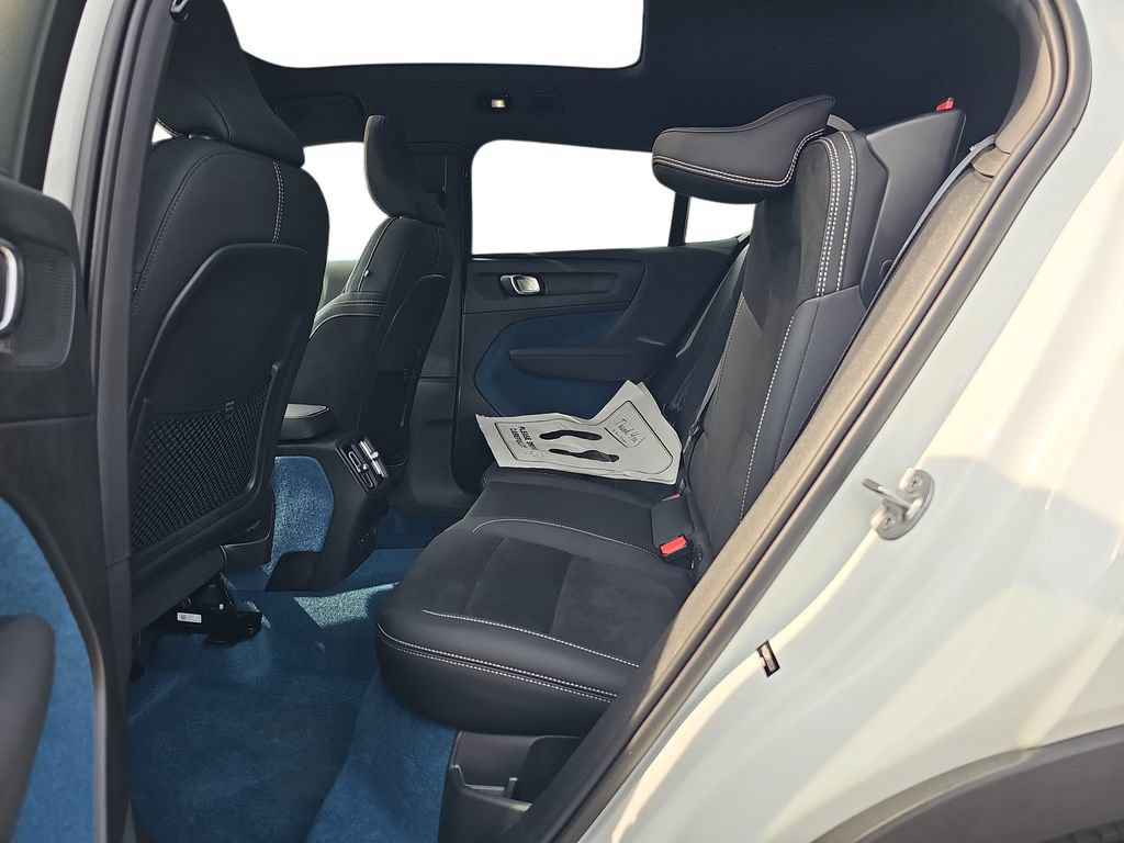 Used 2023 Volvo C40 P8 Recharge Ultimate w/ Protection Package Premier AWD/4WD image 14