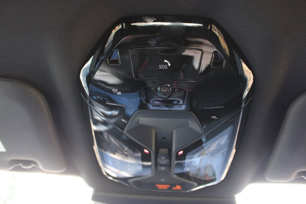 Used 2025 BMW X3 xDrive30i w/ Premium Package image 53