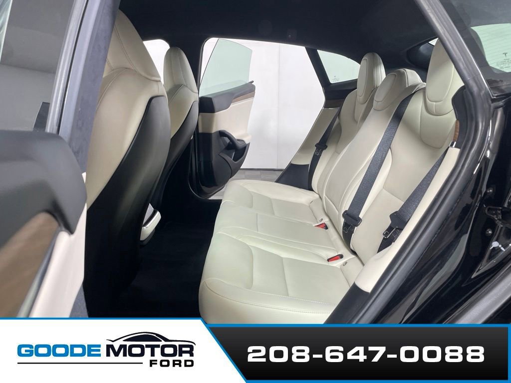 Used 2022 Tesla Model S AWD/4WD image 17