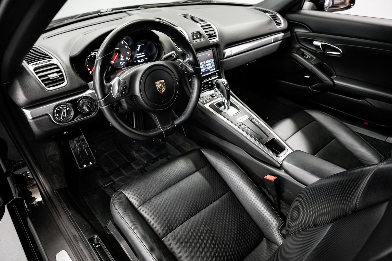 Used 2015 Porsche Cayman S RWD image 9