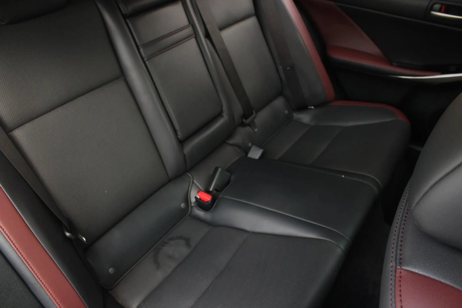 Used 2017 Lexus IS 200t RWD image 23