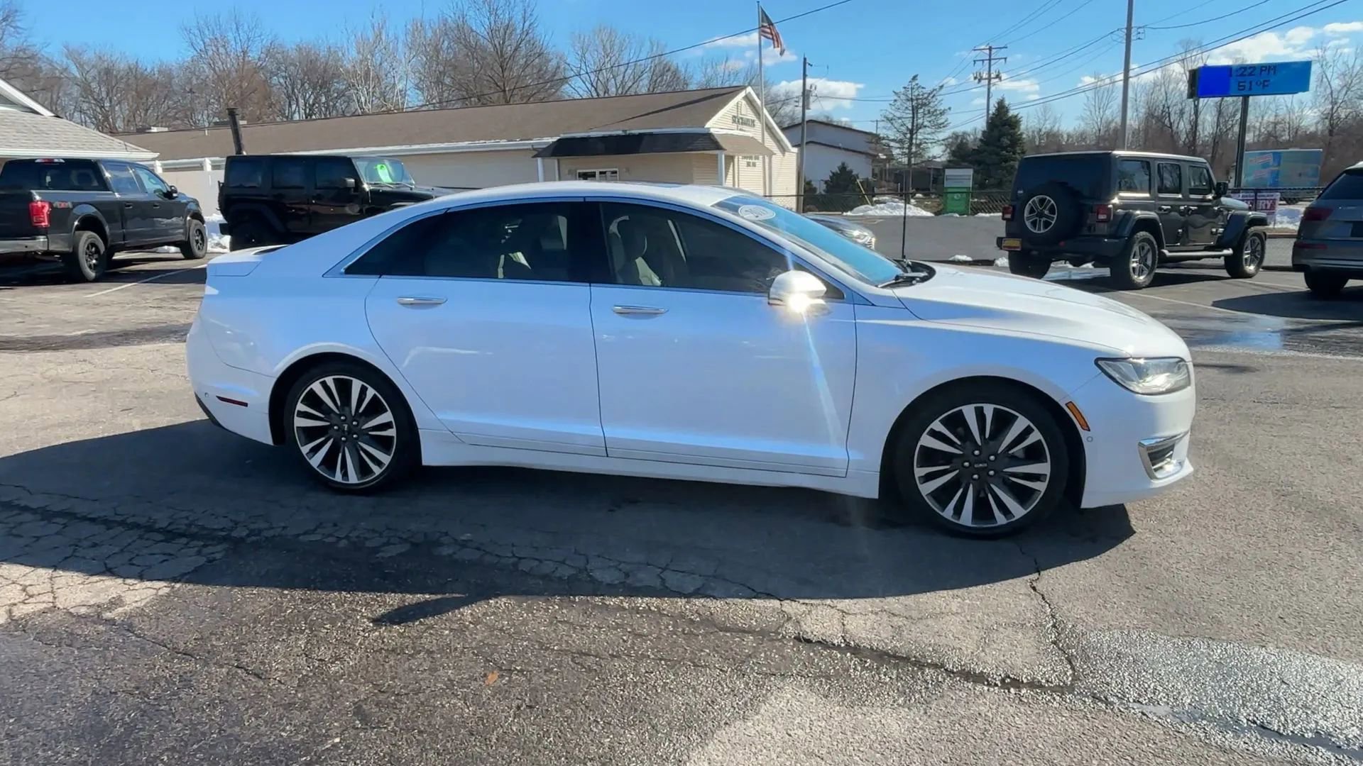 Used 2019 Lincoln MKZ Reserve image 9