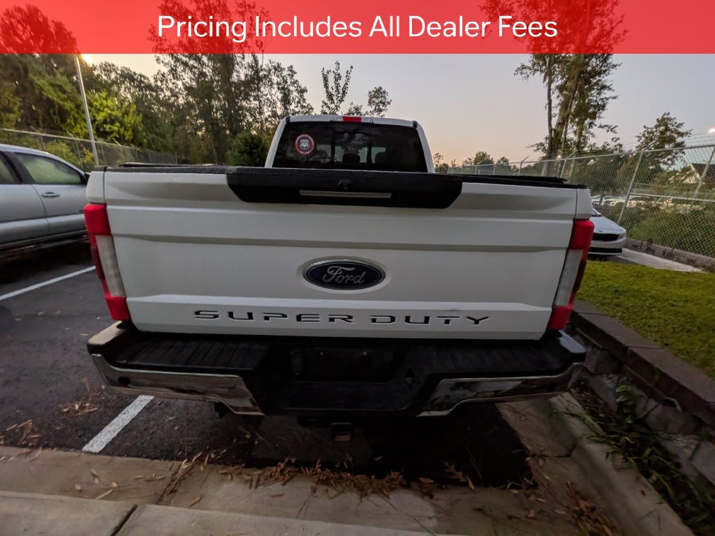 Used 2019 Ford F350 Lariat w/ Lariat Ultimate Package AWD/4WD image 5