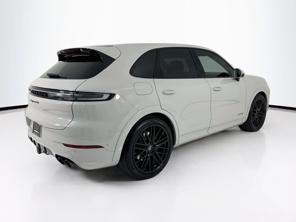 Certified 2025 Porsche Cayenne GTS AWD/4WD image 9