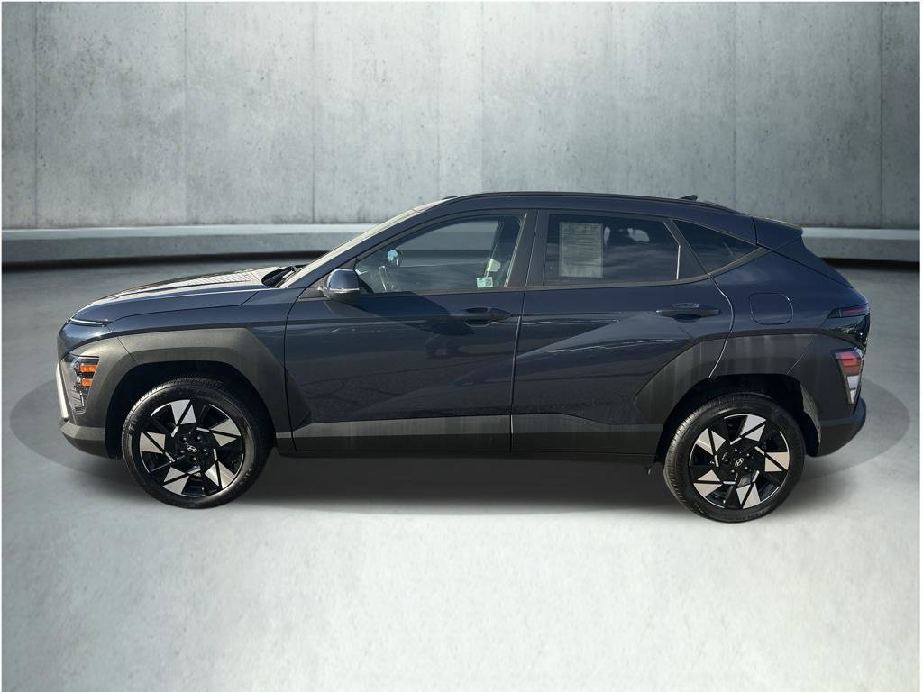 Used 2024 Hyundai Kona SEL AWD/4WD image 2