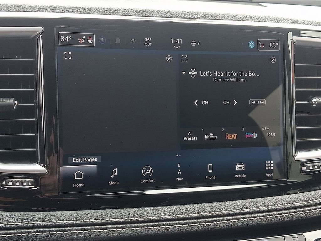 Used 2025 Chrysler Pacifica Limited FWD image 17