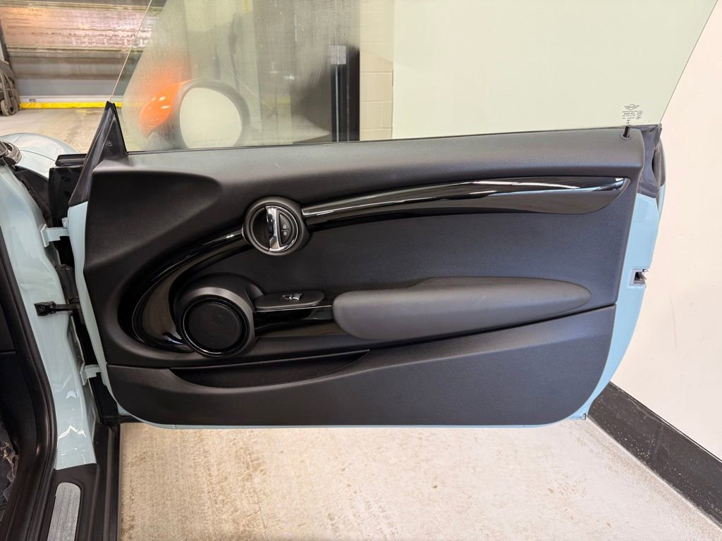 Used 2018 MINI Cooper S image 22