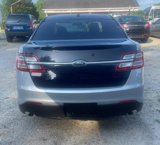 Used 2019 Ford Taurus Police Interceptor AWD image 4