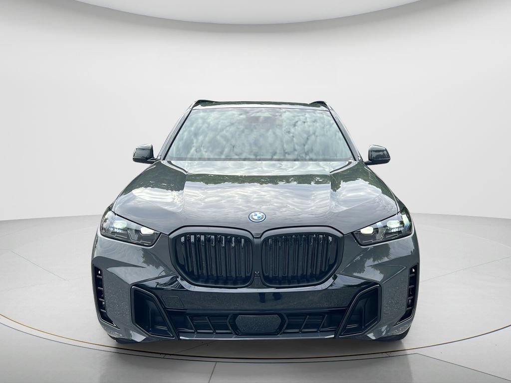 New 2026 BMW X5 xDrive50e w/ M Sport Package AWD/4WD image 2