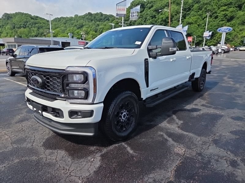 New 2026 Ford F250 Lariat w/ Black Appearance Package AWD/4WD image 3