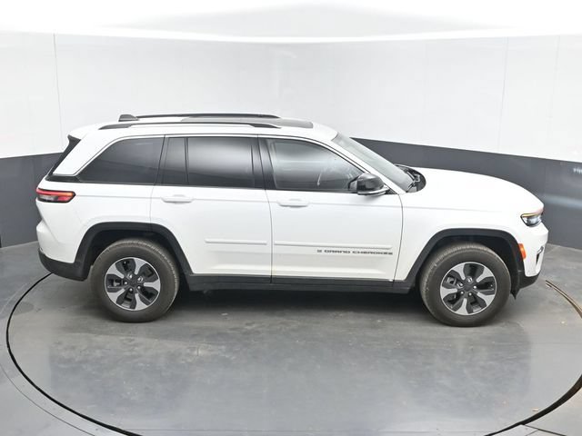 Used 2022 Jeep Grand Cherokee Limited 4xe w/ Luxury Tech Group II AWD/4WD image 25
