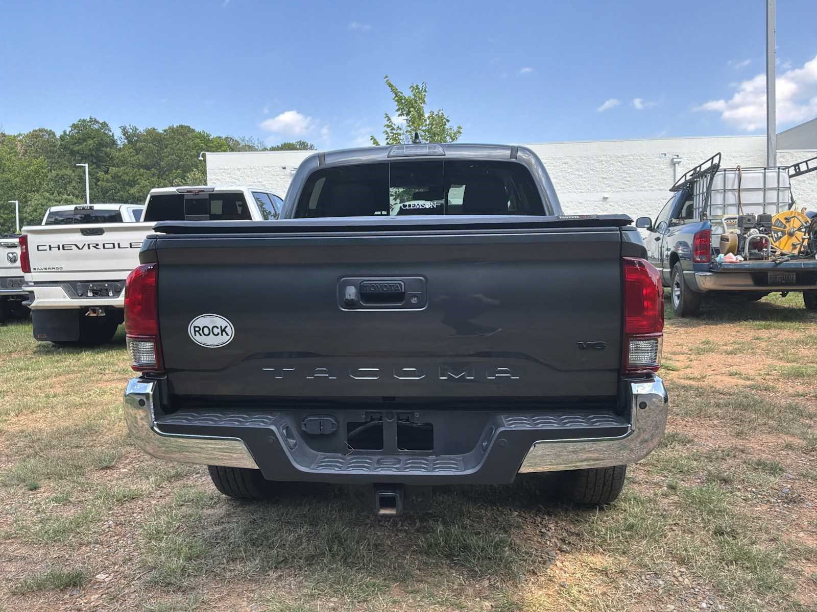 Used 2023 Toyota Tacoma SR5 RWD image 41