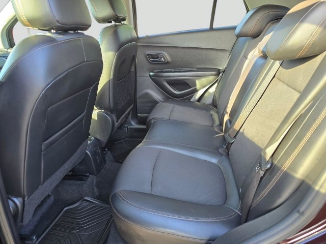 Used 2022 Chevrolet Trax LT AWD/4WD image 15