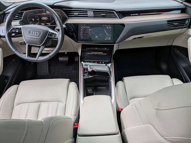 Used 2024 Audi Q8 e-tron Prestige image 16