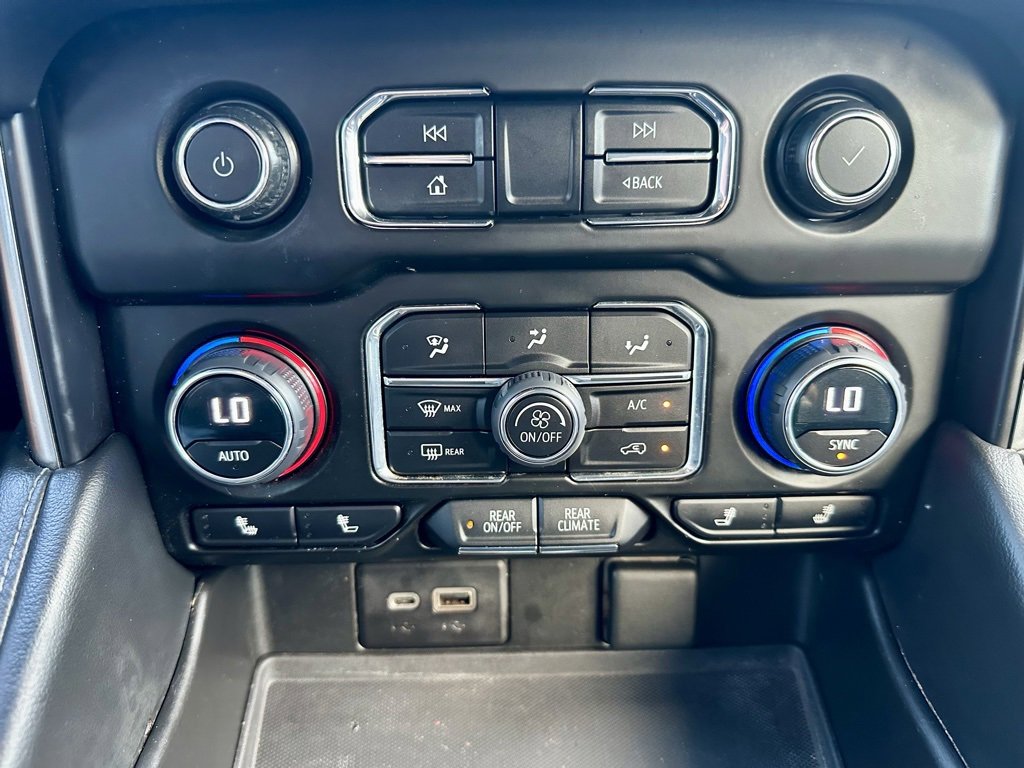 Used 2021 Chevrolet Suburban LT image 25