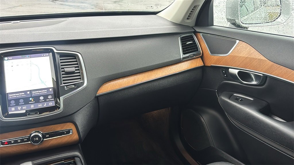 Certified 2023 Volvo XC90 B6 Core w/ Climate Package image 8
