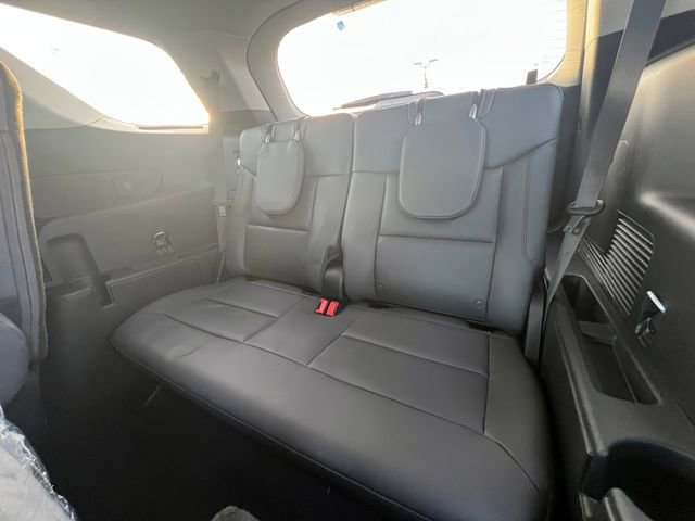 Used 2026 Ford Explorer Active w/ Active Comfort Package AWD/4WD image 16