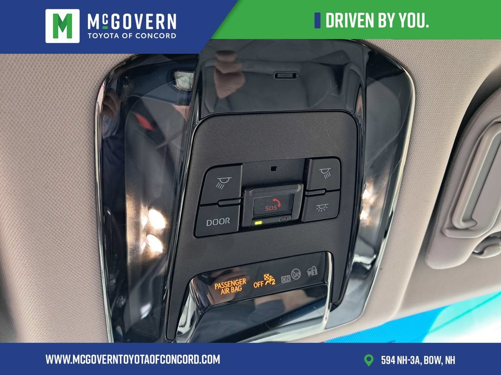 Used 2021 Toyota Venza XLE w/ Softex Package AWD/4WD image 29