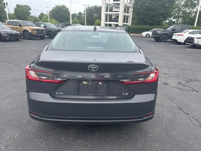Used 2025 Toyota Camry LE FWD image 5