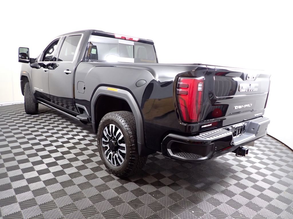 Used 2024 GMC Sierra 2500 Denali Ultimate w/ Snow Plow Prep/Camper Package AWD/4WD image 33