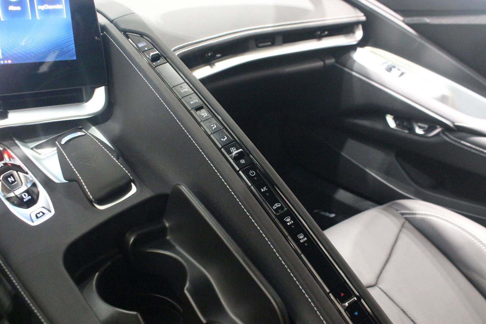 Used 2025 Chevrolet Corvette Stingray Coupe w/ Battery Protection Package image 26