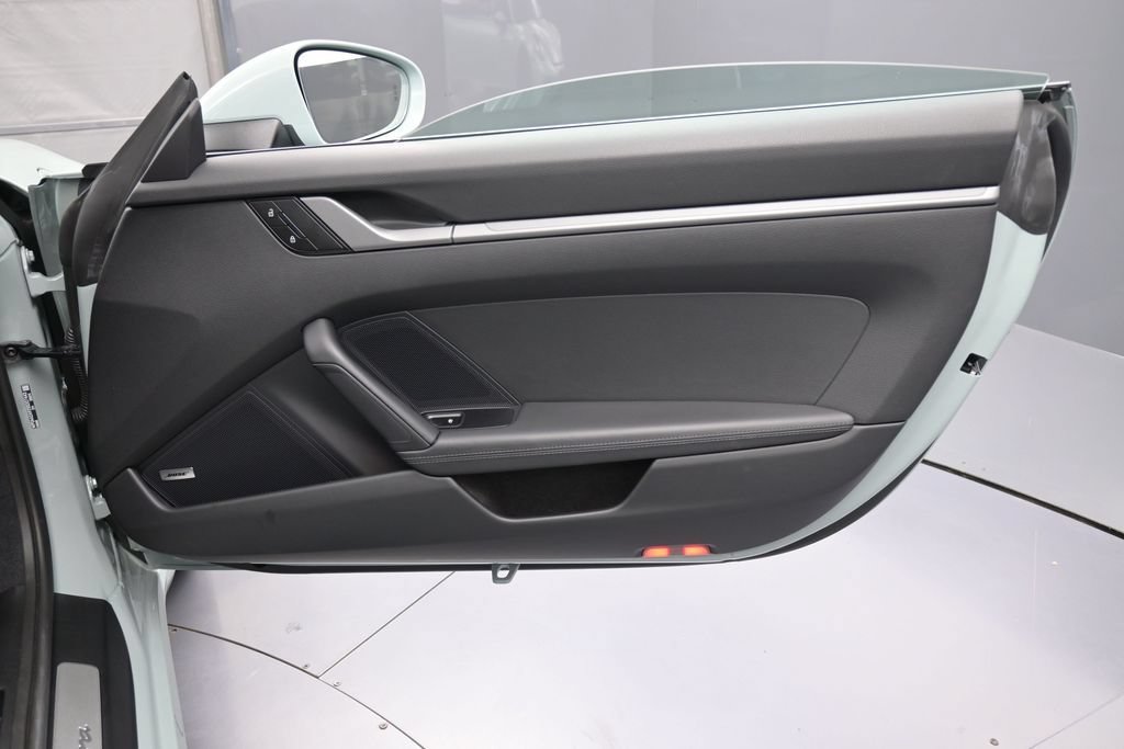 Certified 2025 Porsche 911 Carrera RWD image 25