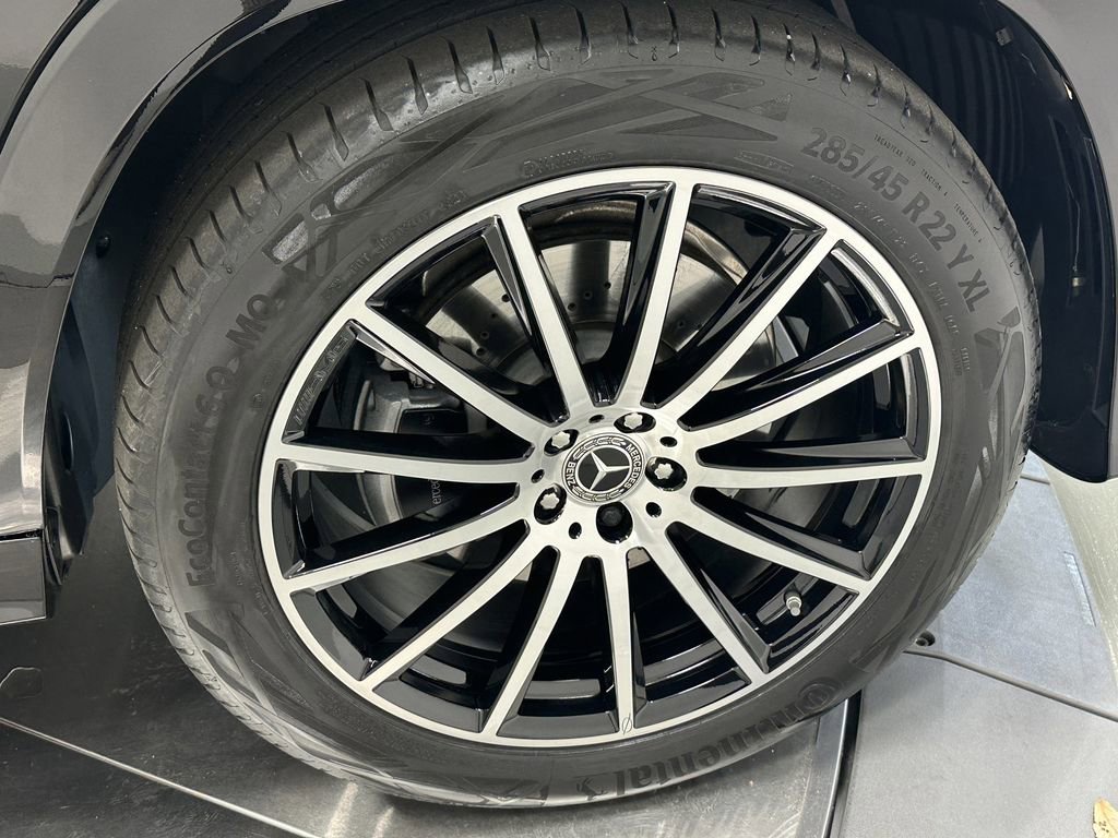 Certified 2025 Mercedes-Benz GLS 450 4MATIC image 13