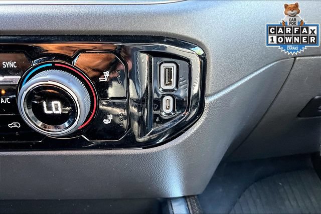Used 2022 Chevrolet Silverado 1500 LT AWD/4WD image 32
