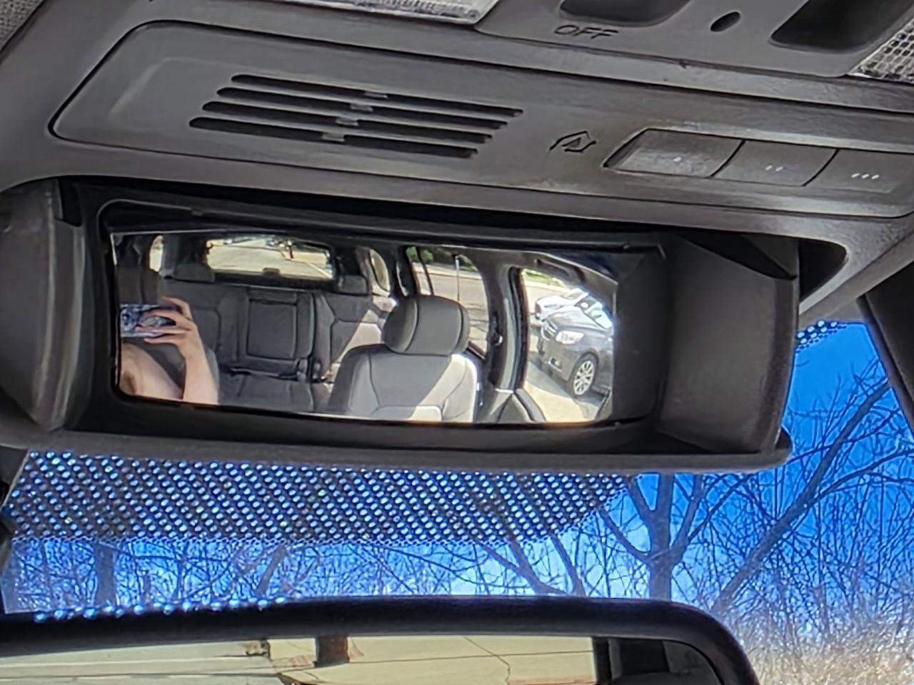 Used 2010 Honda Pilot Touring image 26