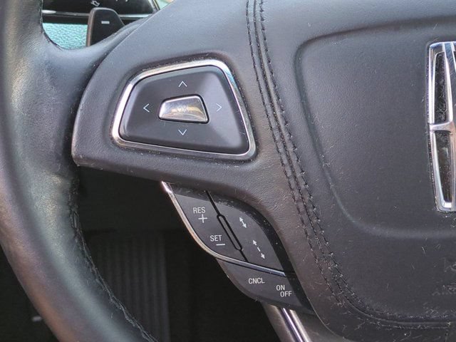 Used 2020 Lincoln MKZ FWD image 22