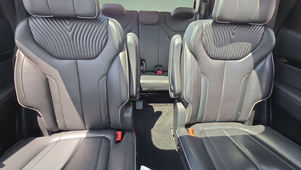 Used 2023 Hyundai Palisade Calligraphy w/ Cargo Package FWD image 10
