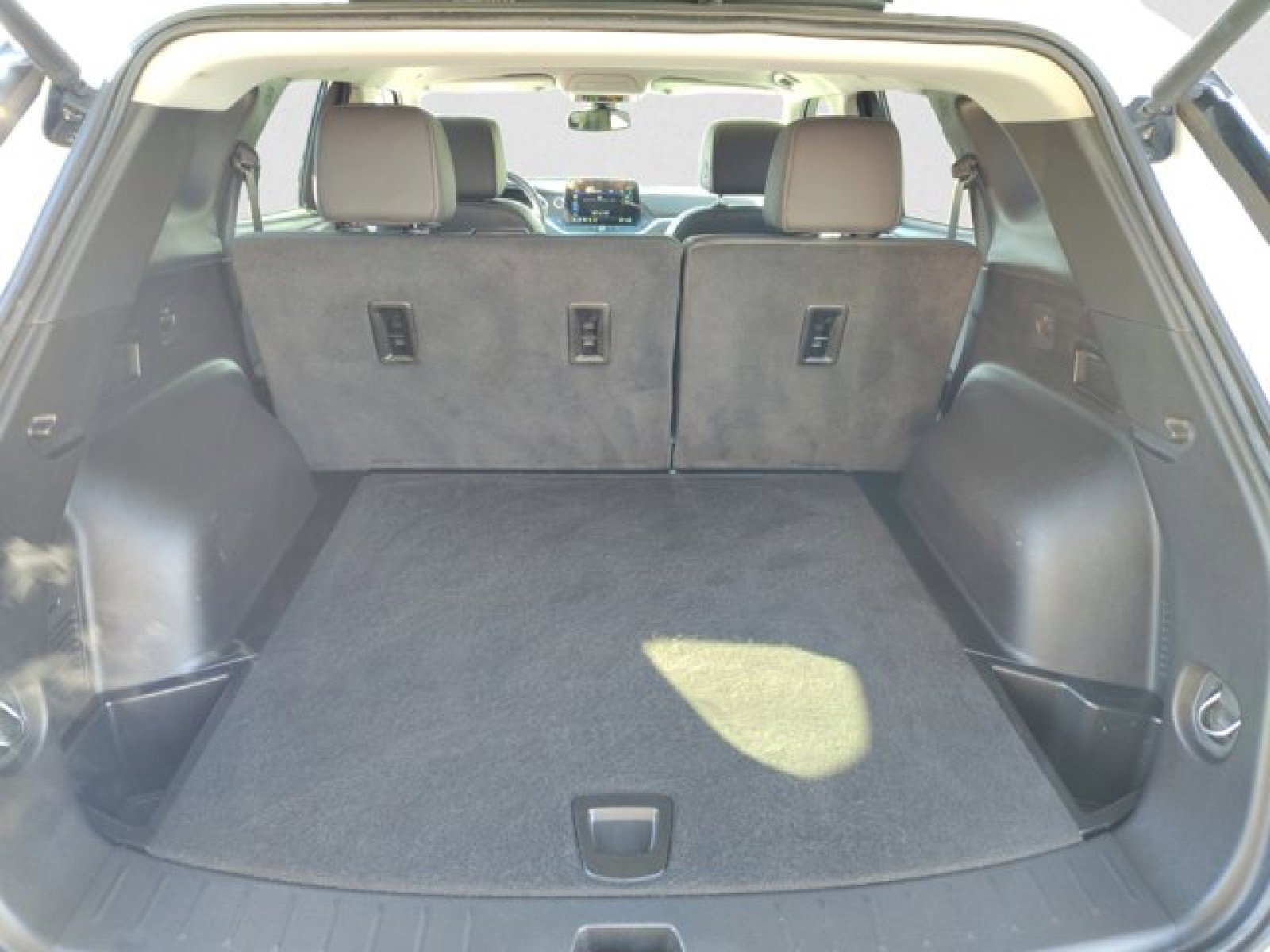 Used 2023 Chevrolet Blazer LT image 19