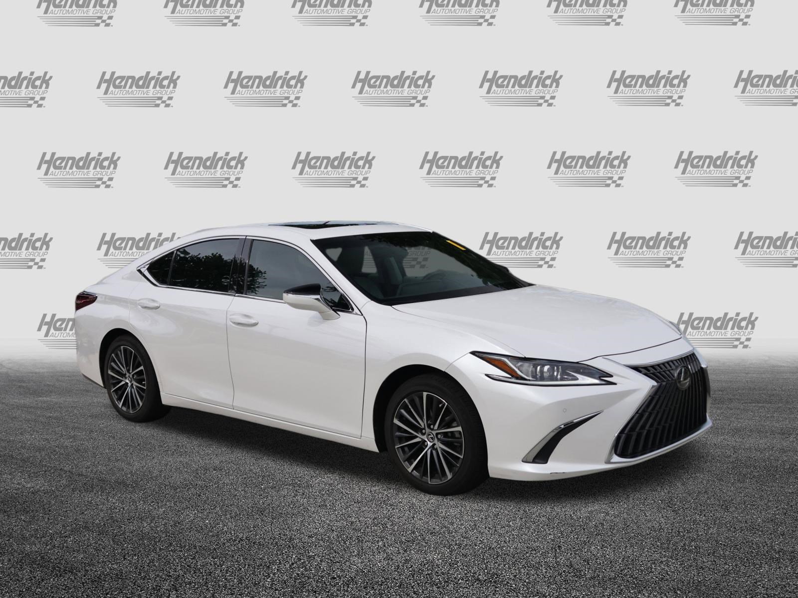 Used 2023 Lexus ES 350 w/ Premium Package image 2