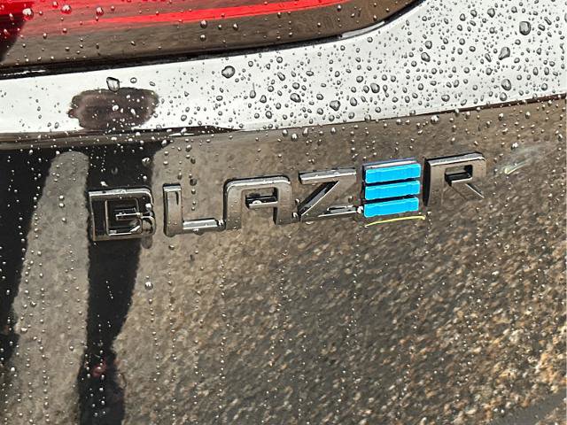 New 2026 Chevrolet Blazer EV LT image 16