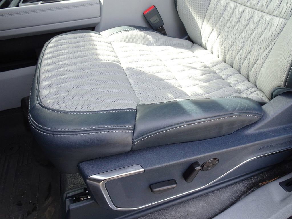 Used 2024 Ford F450 Limited w/ FX4 Off-Road Package image 10