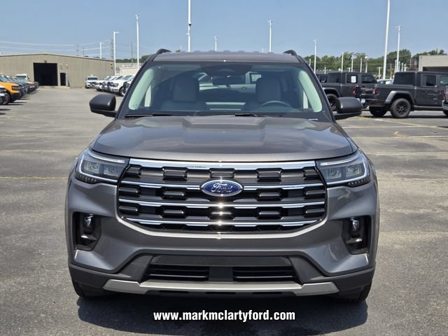 New 2026 Ford Explorer Active w/ Active Comfort Package AWD/4WD image 6
