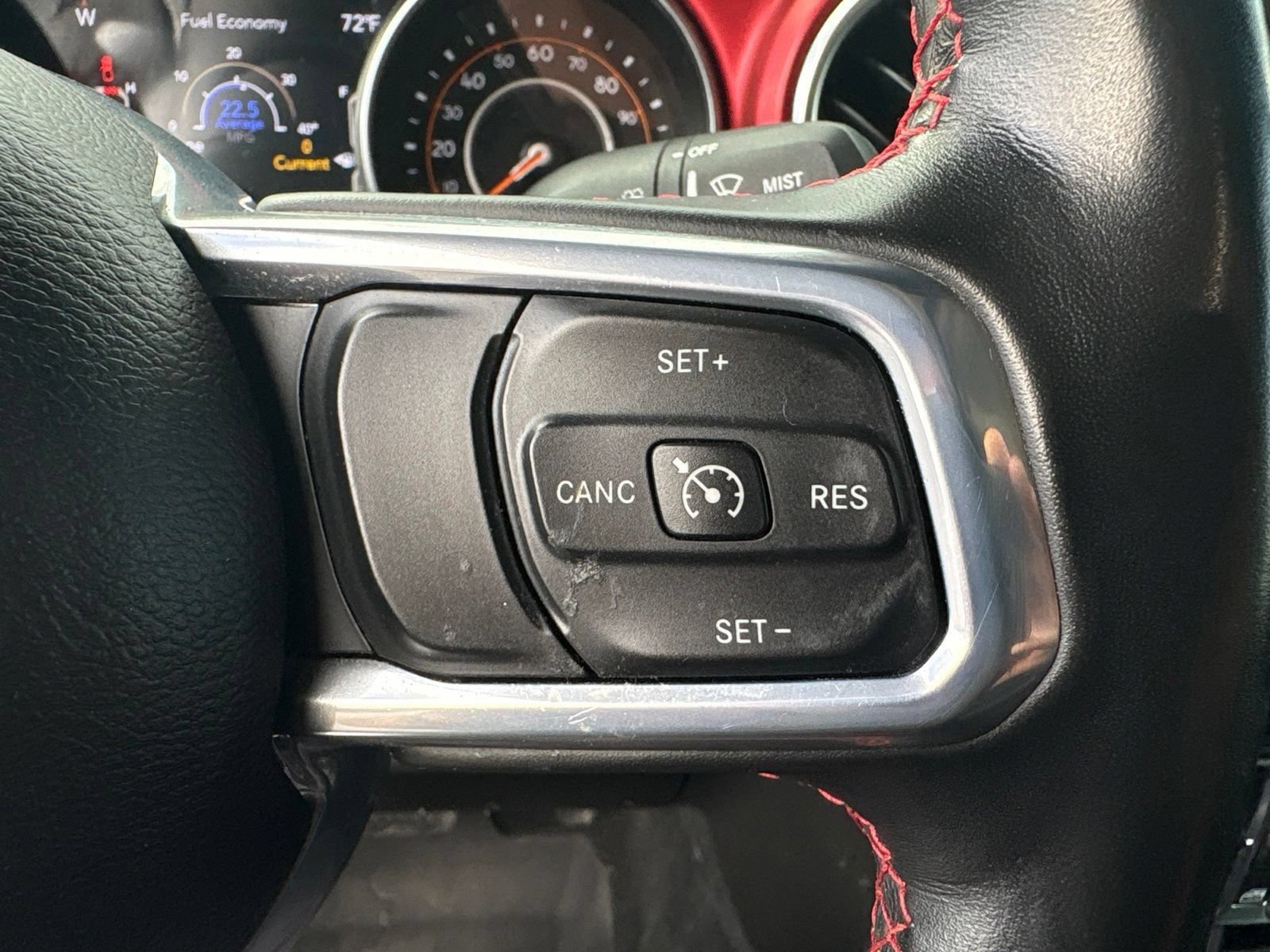 Used 2023 Jeep Gladiator Rubicon w/ Cold Weather Group AWD/4WD image 15