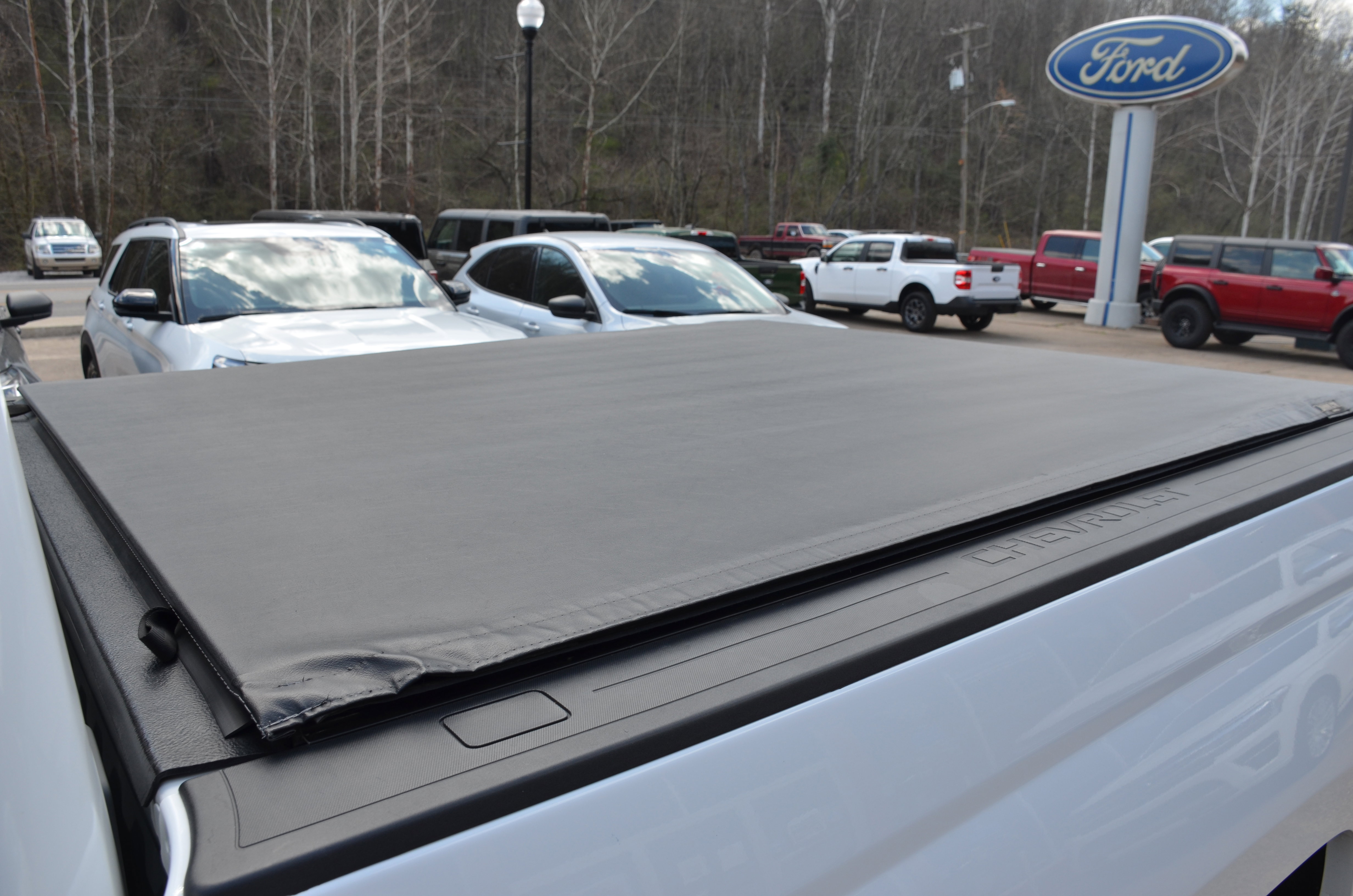 Used 2018 Chevrolet Silverado 1500 LT w/ All Star Edition image 7