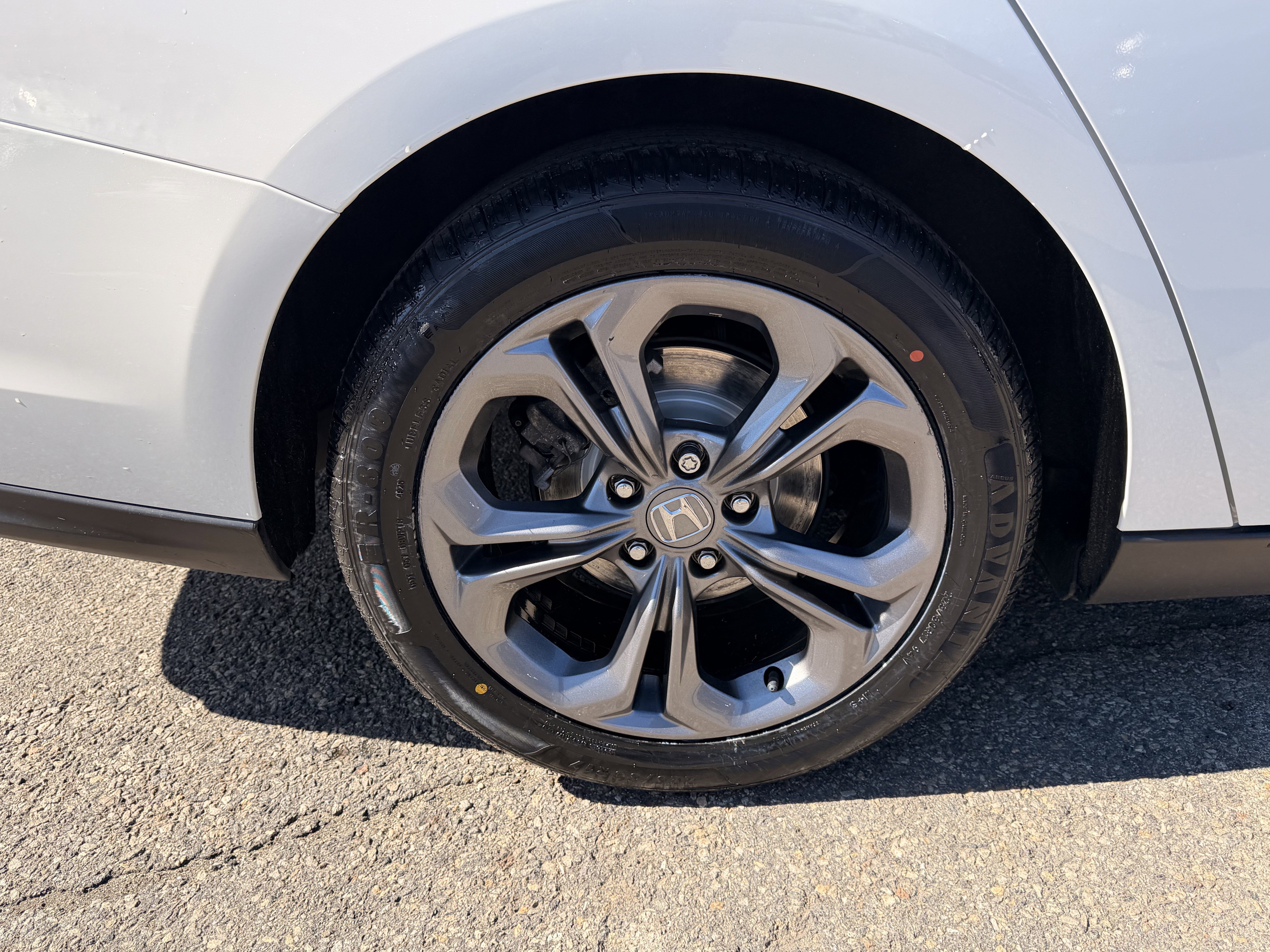 Certified 2023 Honda Accord EX image 7