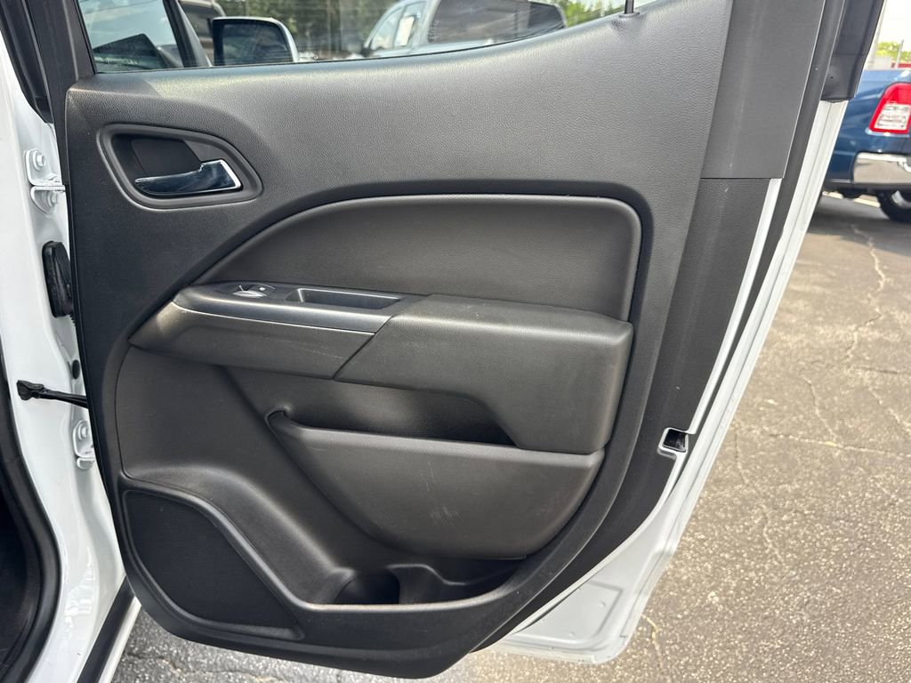 Used 2021 Chevrolet Colorado LT w/ Safety Package AWD/4WD image 17