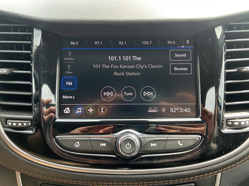 Used 2022 Chevrolet Trax LT w/ LT Convenience Package image 27