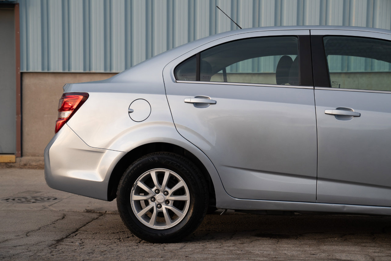 Used 2018 Chevrolet Sonic LT image 12