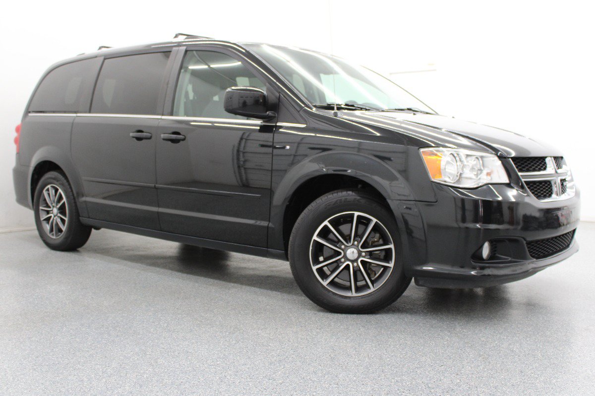 Used 2016 Dodge Grand Caravan SXT