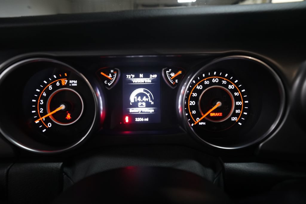 Used 2021 Jeep Wrangler Sport AWD/4WD video 2