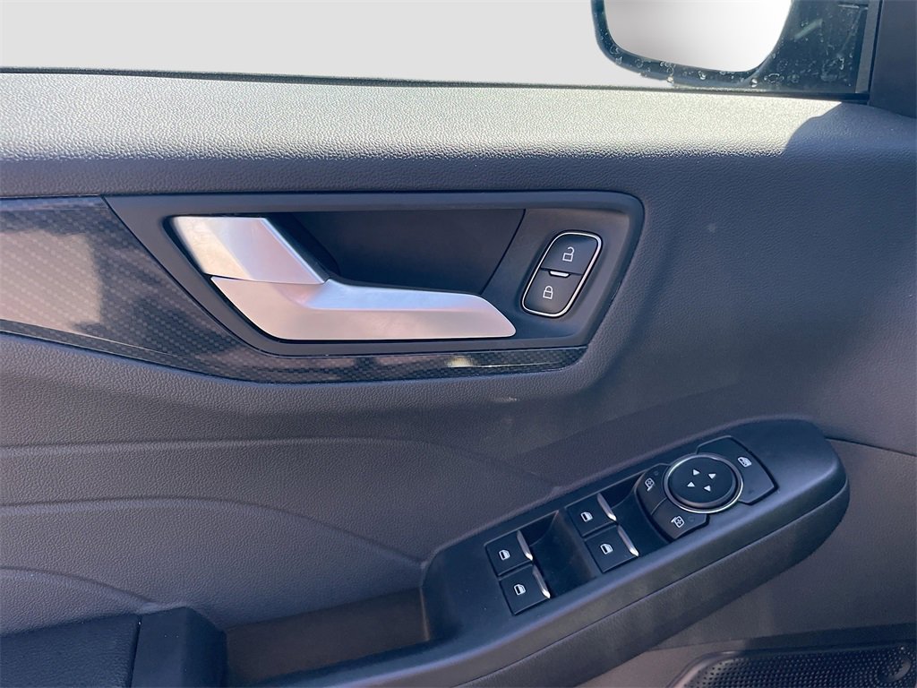 Used 2024 Ford Escape ST-Line w/ Tech Pack #1 image 9