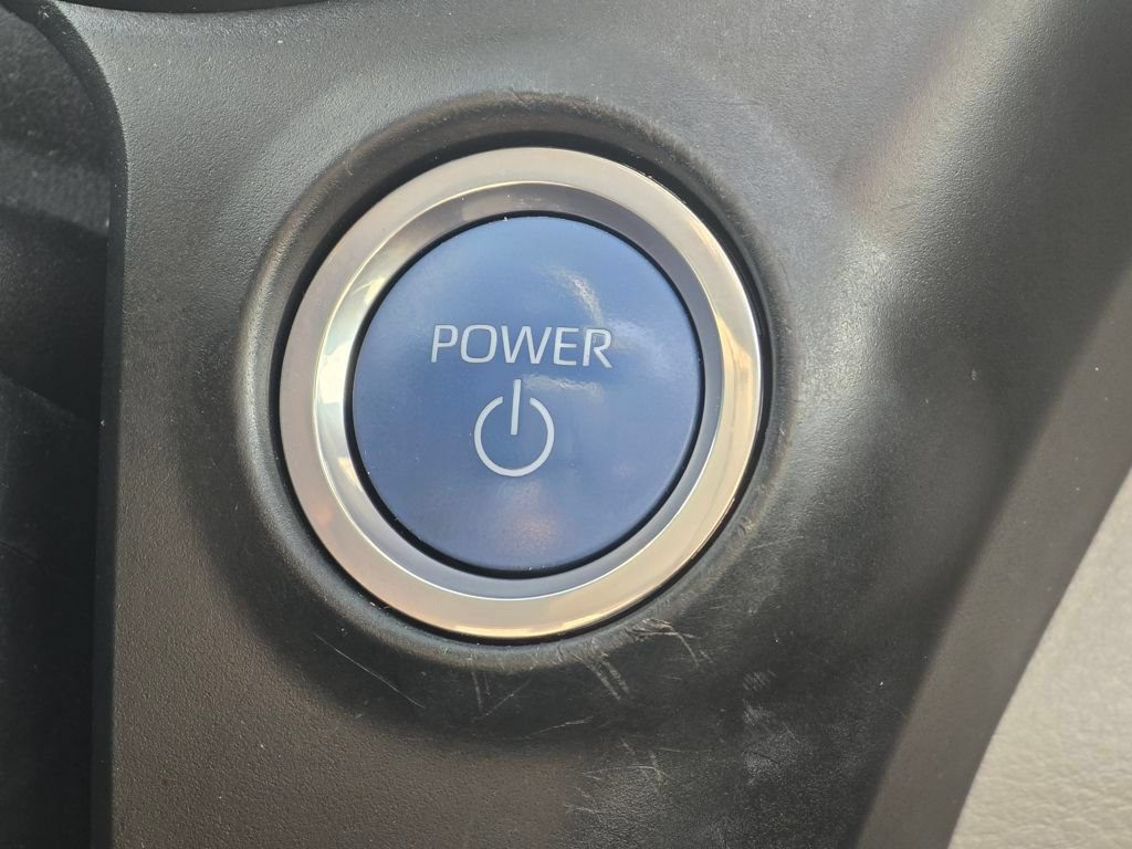 Used 2023 Toyota Sienna XLE w/ XLE Plus Package FWD image 38